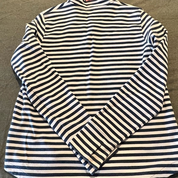 Vineyard Vines Navy and White Striped Pullover - Picture 4 of 5